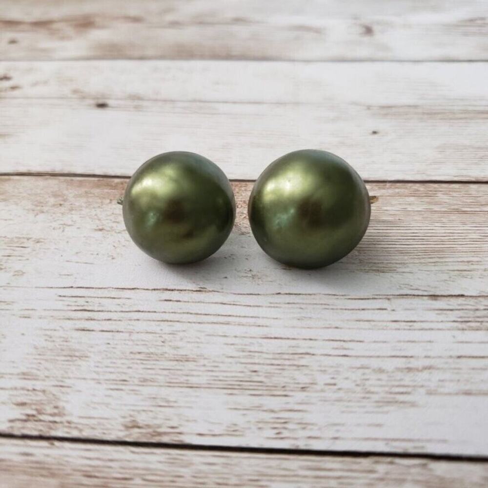 Vintage Richelieu Clip On Earrings - Uneven Domed Circle Metallic Green